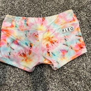 Sherbet tie-dye fleo shorts